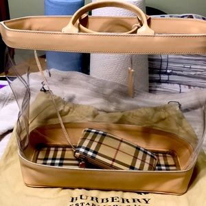 Burberry woman’s clear tote purse